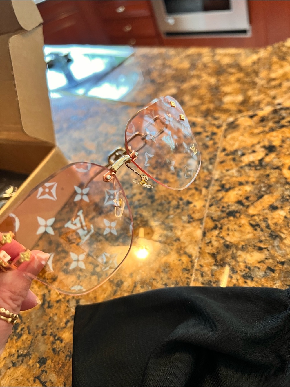 Pink Gradient Monogram Rimless Sunglasses - Picture 7 of 7